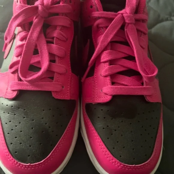 NEW Nike womens Dunk Low - Picture 2 of 5
